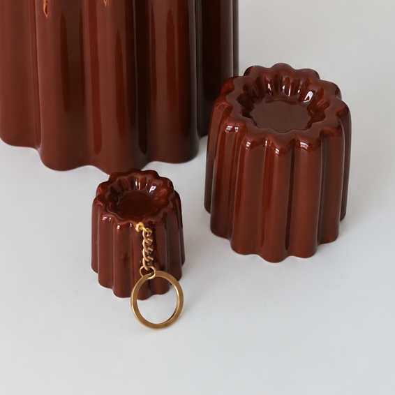 Mini canelé keychain